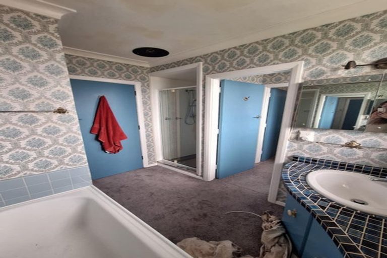 Photo of property in 10 Marsden Place, Awapuni, Palmerston North, 4412