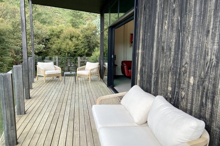 Photo of property in 11a Moana Heights, Waikawa, Picton, 7220