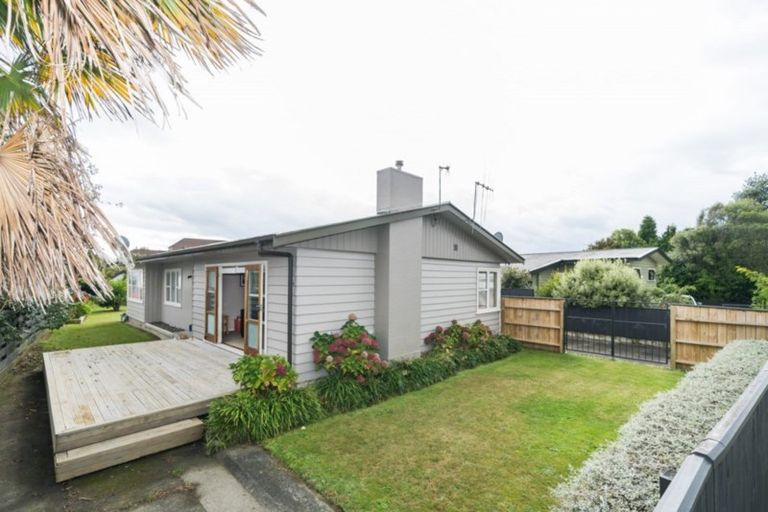 Photo of property in 10 Hartley Place, Awapuni, Palmerston North, 4412