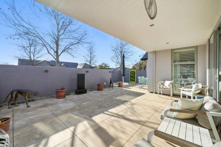 Photo of property in 43 Sycamore Close, Rangiora, 7400