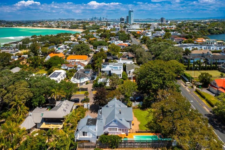 Photo of property in 2 Minnehaha Avenue, Takapuna, Auckland, 0622