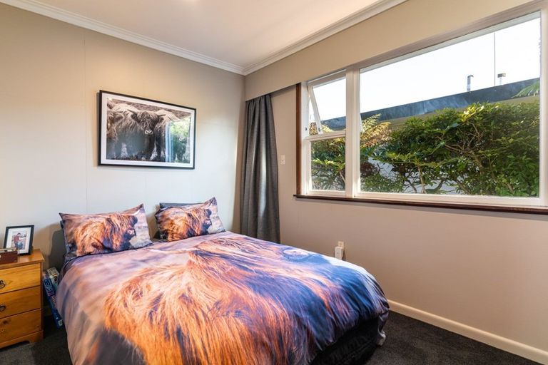 Photo of property in 15 Swansea Street, Hokowhitu, Palmerston North, 4410