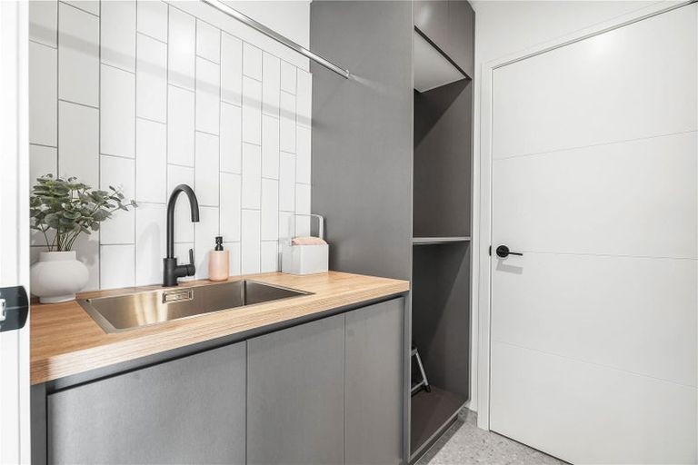 Photo of property in 96 Stationmasters Way, Prebbleton, 7604