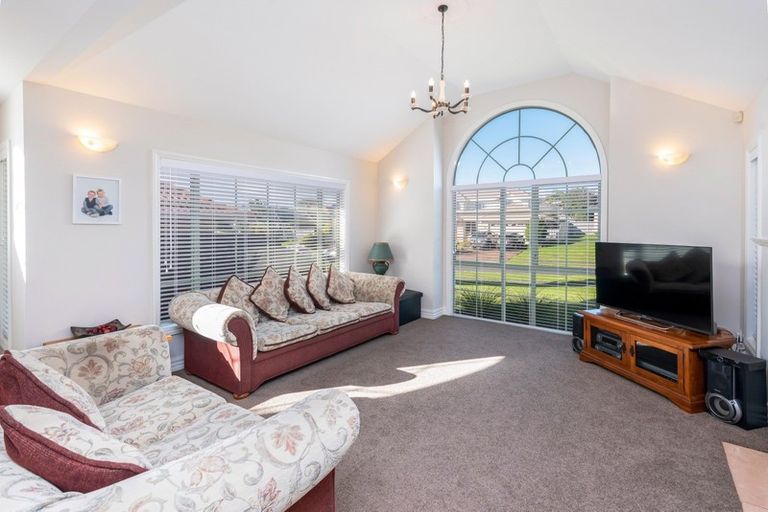 Photo of property in 21 Athenry Place, Dannemora, Auckland, 2016