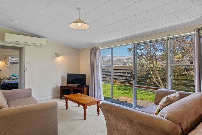 Photo of property in 109 Tamatea Road, Hilltop, Taupo, 3330