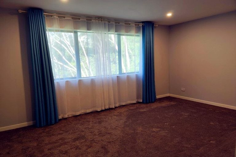 Photo of property in 111 Glendhu Road, Bayview, Auckland, 0629