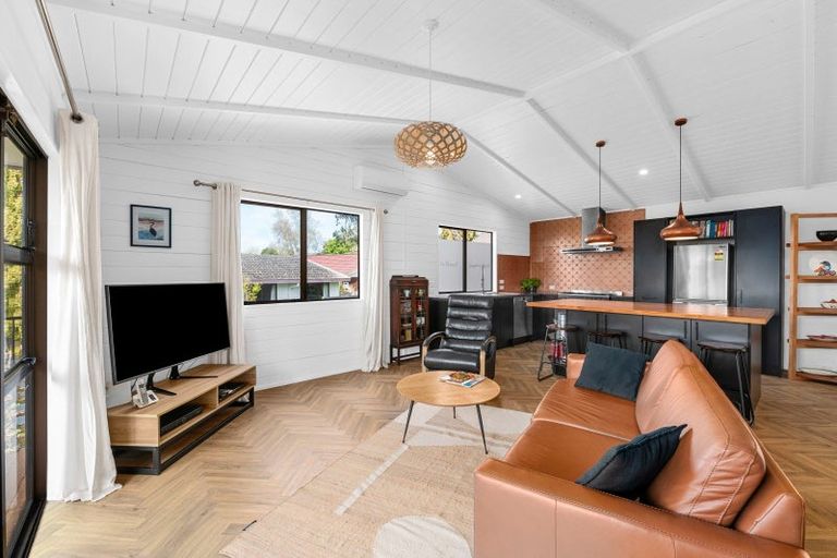 Photo of property in 10 Houhere Place, Pukete, Hamilton, 3200