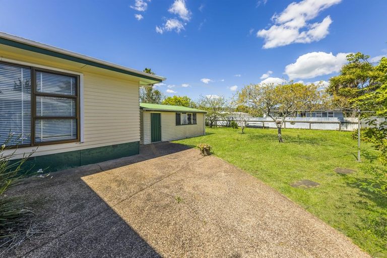 Photo of property in 16 Eastburn Street, Papakura, 2110