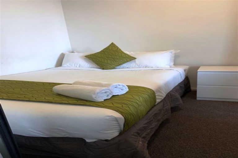 Photo of property in Twin Towers, 308/17 Putney Way, Manukau, Auckland, 2104