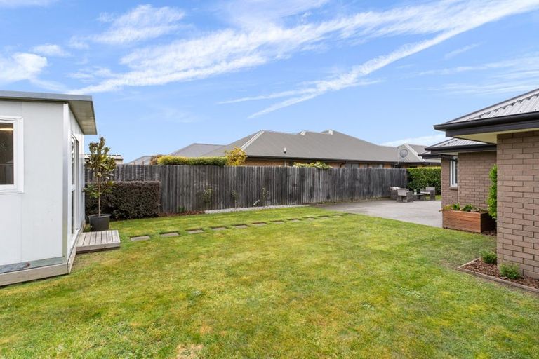 Photo of property in 15 Graycliffe Street, Halswell, Christchurch, 8025