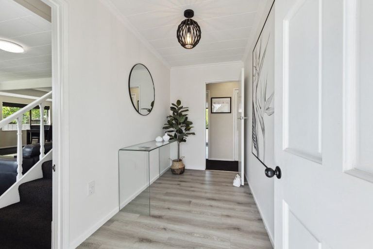 Photo of property in 9 Erin Street, Hawera, 4610