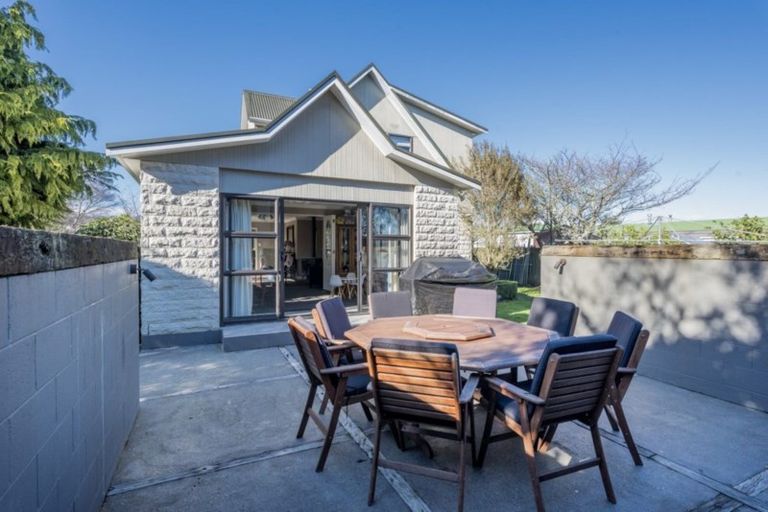 Photo of property in 18 Regal Street, Levin, 5510