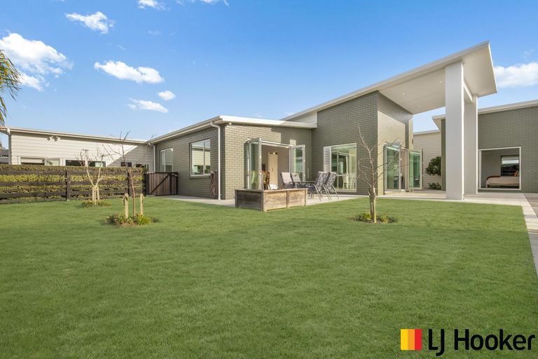 Photo of property in 2 Capriole Crescent, Kingseat, Papakura, 2580