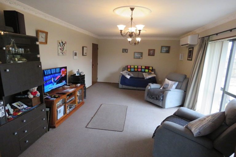 Photo of property in 156 Peel Street, Westport, 7825