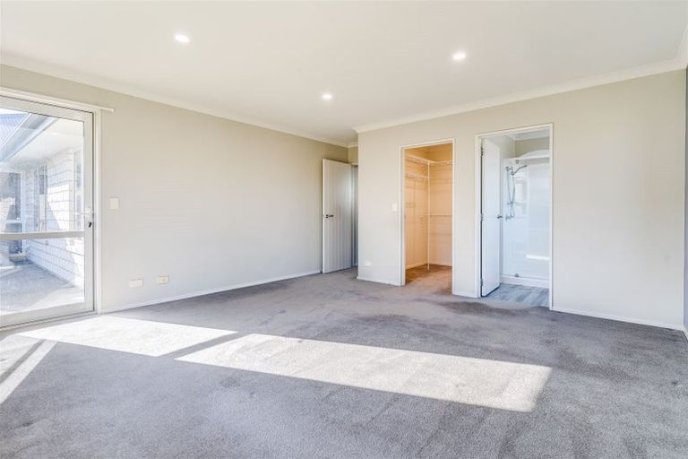 Photo of property in 3 Felicitas Grove, Aidanfield, Christchurch, 8025