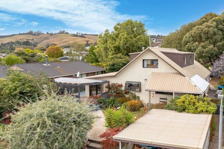 Photo of property in 46 Kinmont Crescent, Kinmont Park, Mosgiel, 9024