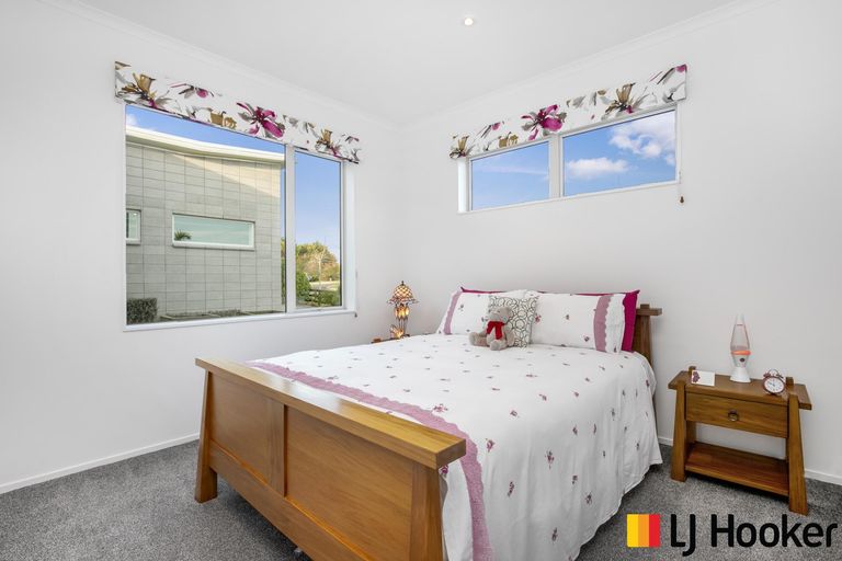 Photo of property in 2 Capriole Crescent, Kingseat, Papakura, 2580