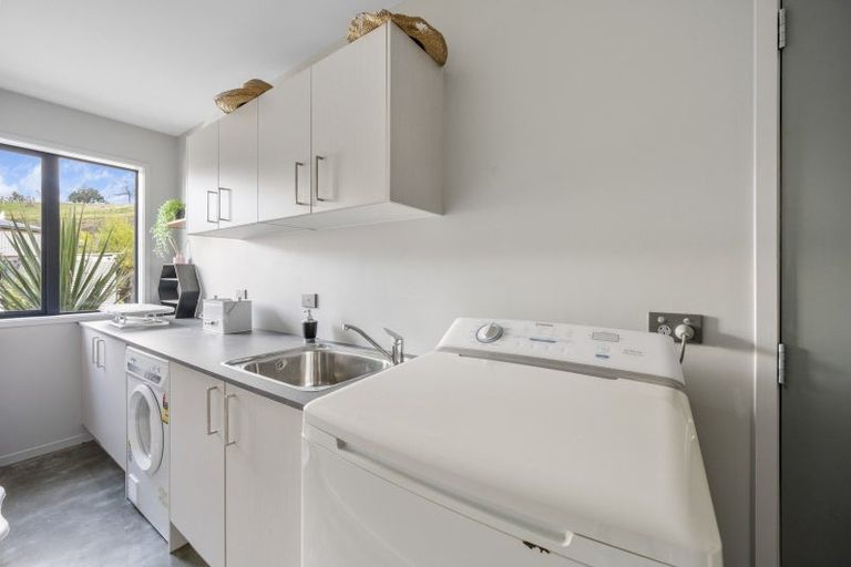 Photo of property in 65 Avery Road, Eskdale, Napier, 4182