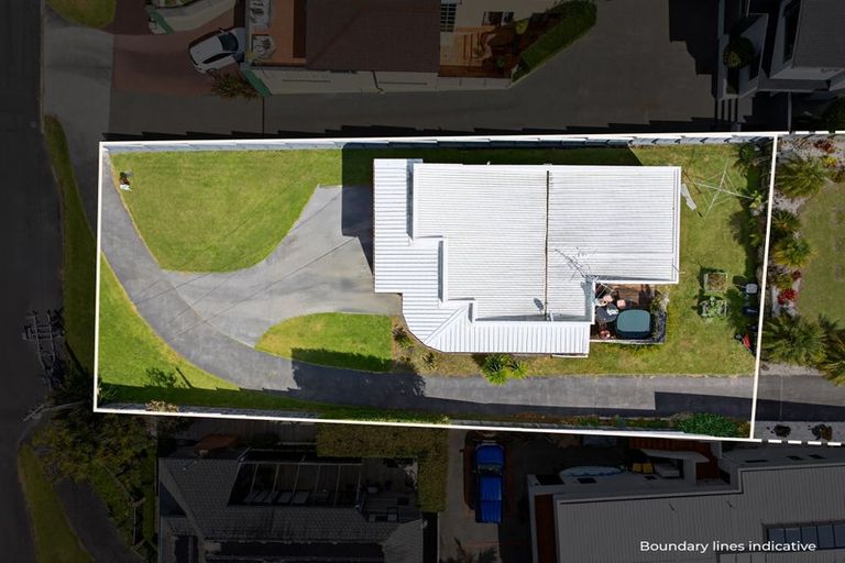 Photo of property in 1/50 Masterton Road, Rothesay Bay, Auckland, 0630