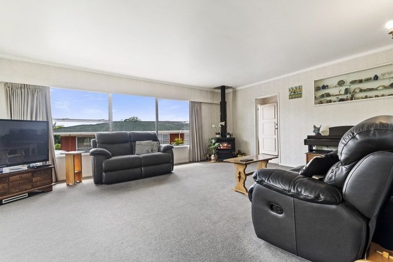 Photo of property in 84 Elliot Street, Pahurehure, Papakura, 2113