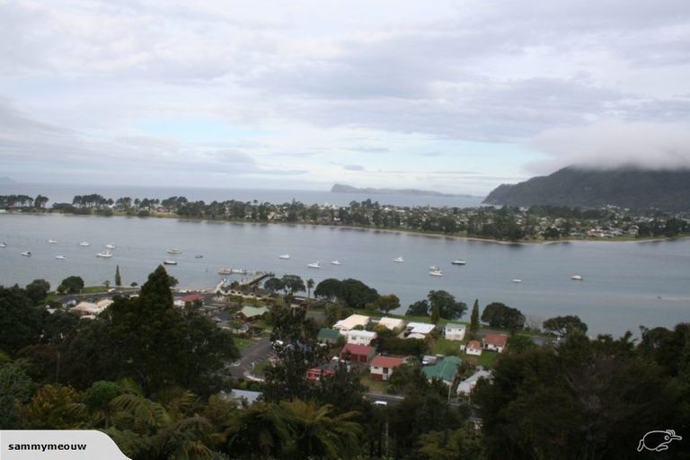 Photo of property in 12 Tairua Heights, Tairua, 3508