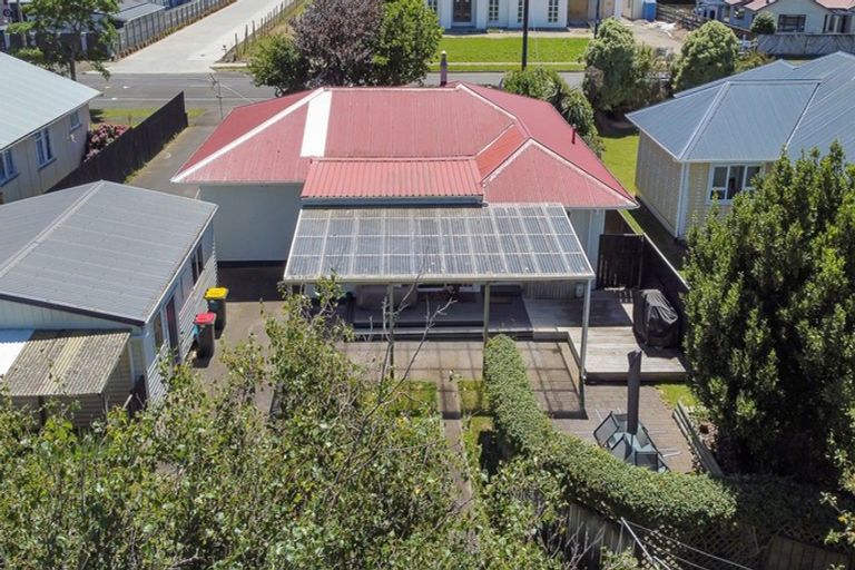 Photo of property in 21 Fantham Street, Hawera, 4610