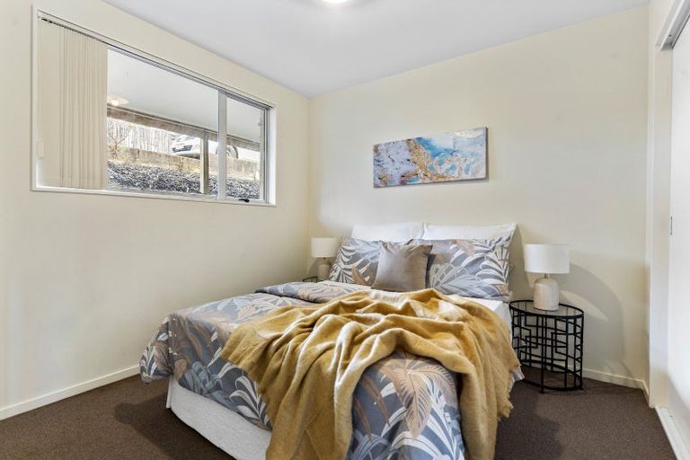 Photo of property in 1/242 Great North Road, Henderson, Auckland, 0612