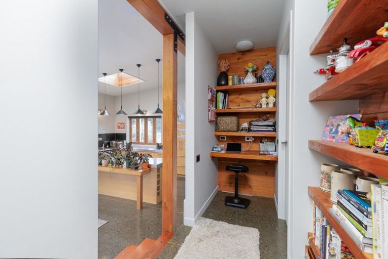 Photo of property in 246 Centrewood Park Road, Waimate, 7977