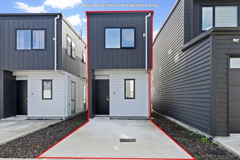 Photo of property in 24 Parahau Road, Papakura, 2110