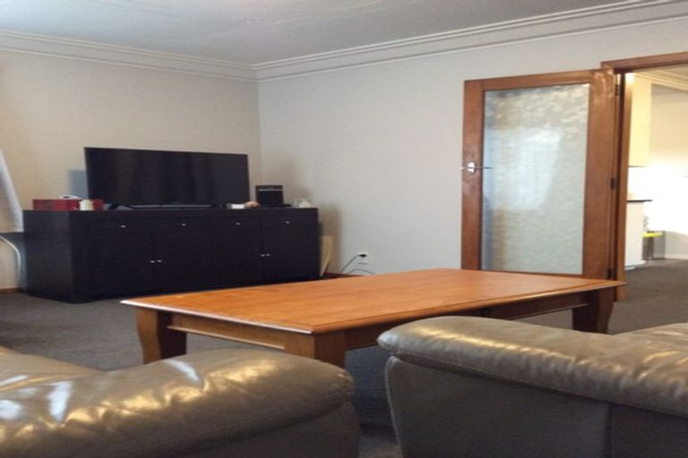 Photo of property in 11 Pencarrow Street, Caversham, Dunedin, 9012