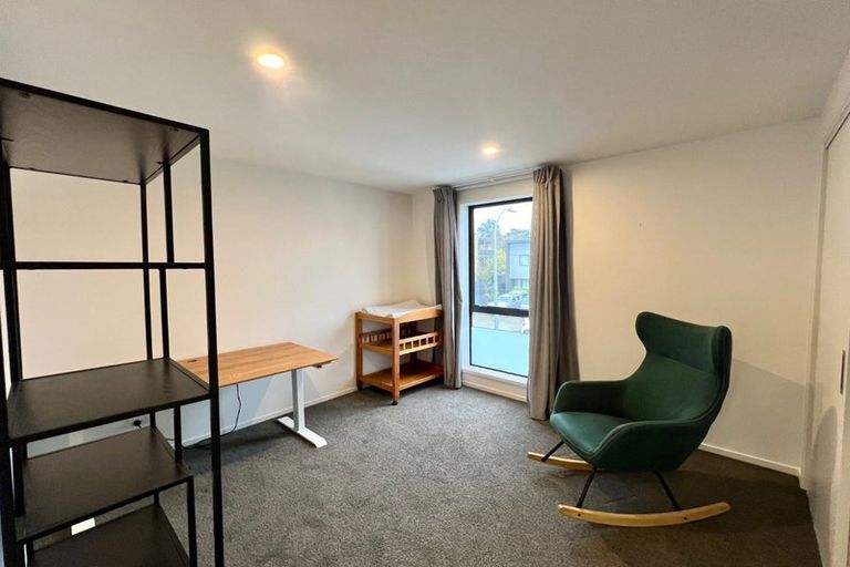 Photo of property in 40 Cessna Crescent, Mangere, Auckland, 2022