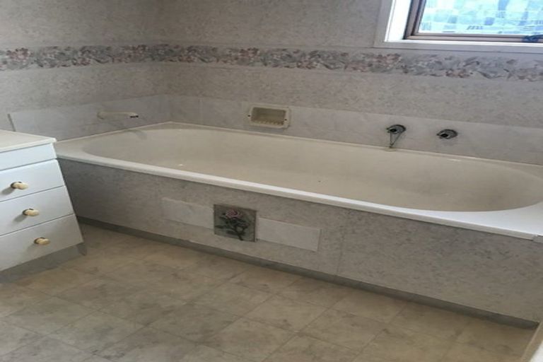 Photo of property in 59 Chedworth Avenue, Chedworth, Hamilton, 3210