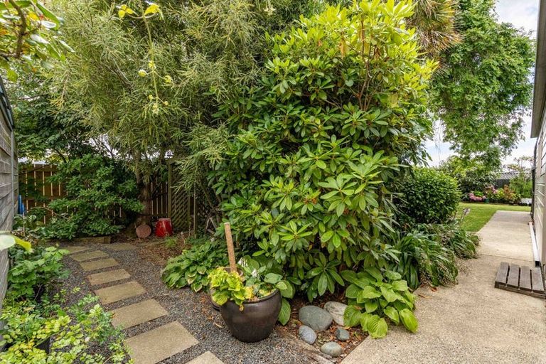 Photo of property in 775 Queens Drive, Waikiwi, Invercargill, 9810