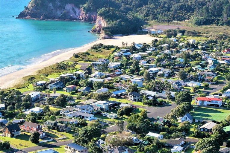 Photo of property in 43 Kon Tiki Road, Whiritoa, Whangamata, 3691