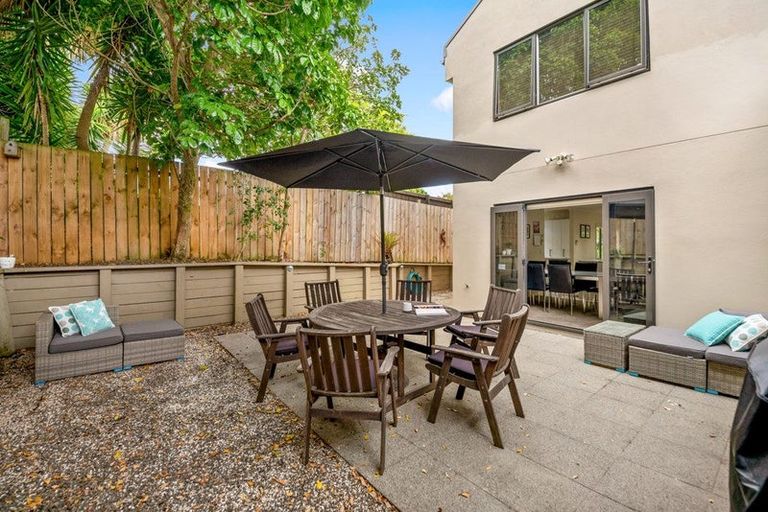 Photo of property in 9a Fifth Avenue, Mount Albert, Auckland, 1025