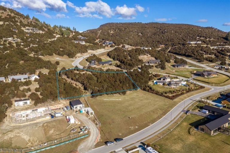 Photo of property in 3 Highfield Ridge, Wanaka, 9305