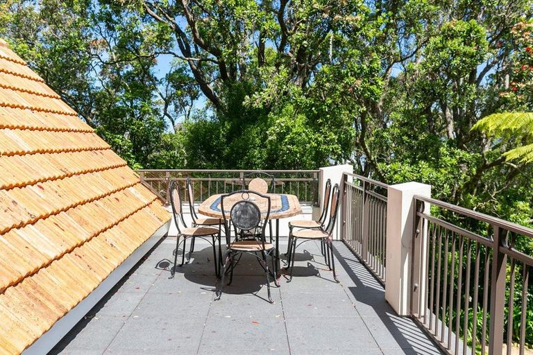 Photo of property in 17 Benares Street, Khandallah, Wellington, 6035