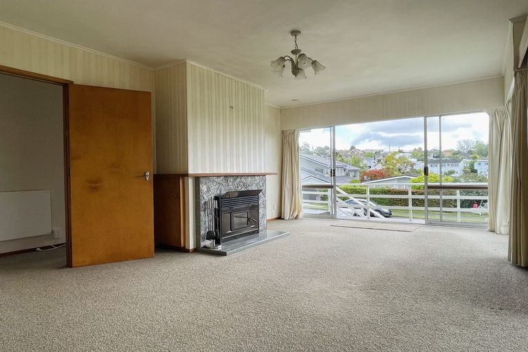 Photo of property in 52 Newhaven Terrace, Mairangi Bay, Auckland, 0630