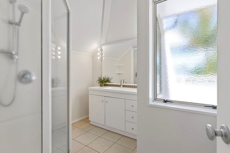 Photo of property in 30 Harlech Glen, Bethlehem, Tauranga, 3110