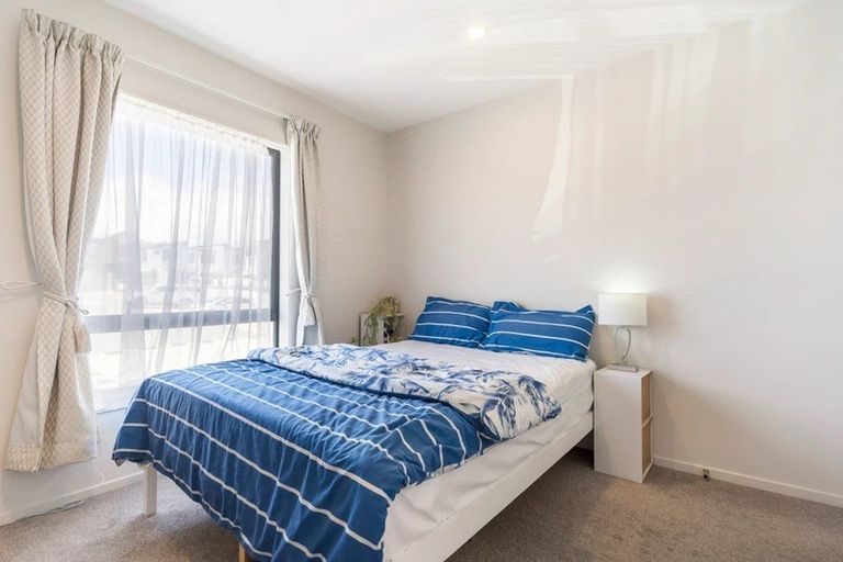 Photo of property in 44 Picturesque Drive, Flat Bush, Auckland, 2019