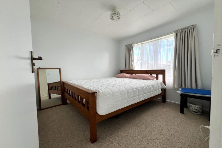 Photo of property in 8 Mccallum Street, Dannevirke, 4930