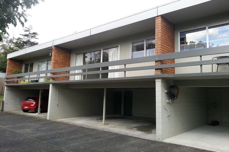 Photo of property in 3/34b Harley Close, Hauraki, Auckland, 0622