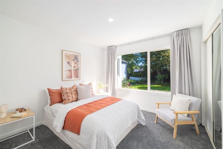 Photo of property in 9 Monterey Place, Parklands, Christchurch, 8083