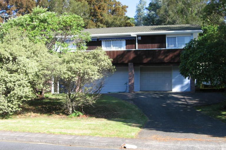 Photo of property in 74 Awaruku Road, Torbay, Auckland, 0630