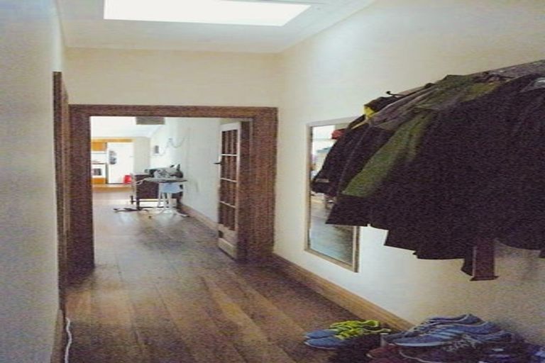 Photo of property in 44 Rolleston Street, Mount Cook, Wellington, 6021