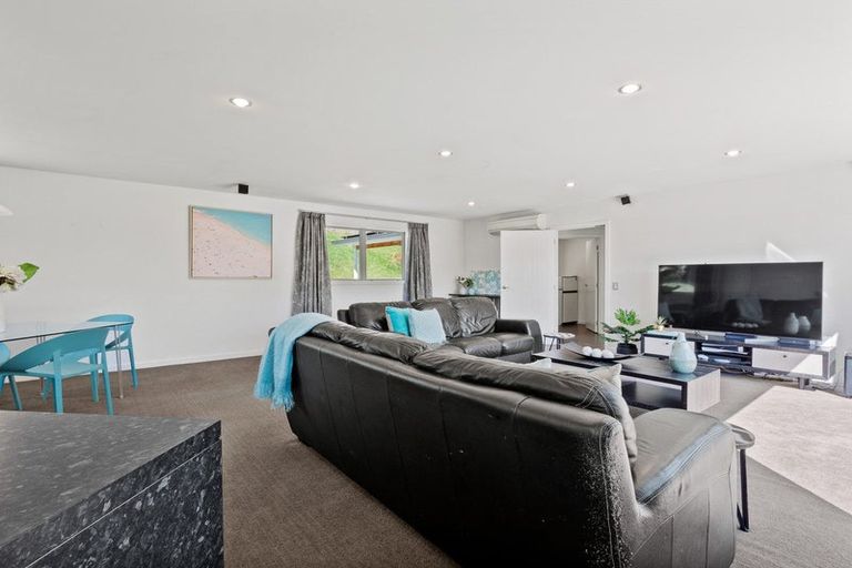 Photo of property in 8 Widgeon Place, Lake Hayes, Queenstown, 9304