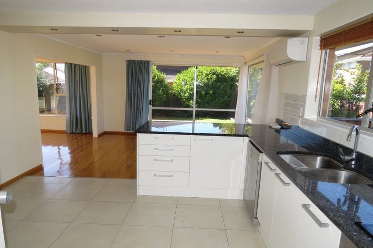 Photo of property in 7a Camrose Place, Ilam, Christchurch, 8041