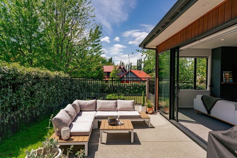 Photo of property in 137 Meadowstone Drive, Wanaka, 9305