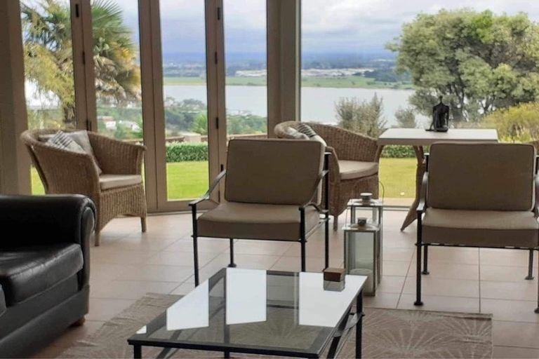 Photo of property in 76 Glenstrae Road, Redcliffs, Christchurch, 8081