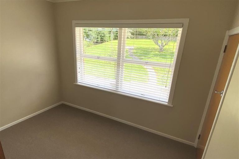Photo of property in 54 Jaemont Avenue, Te Atatu South, Auckland, 0610